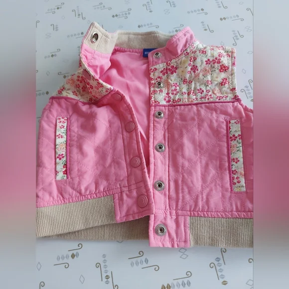 sleevless jacket - Picture 5 of 15